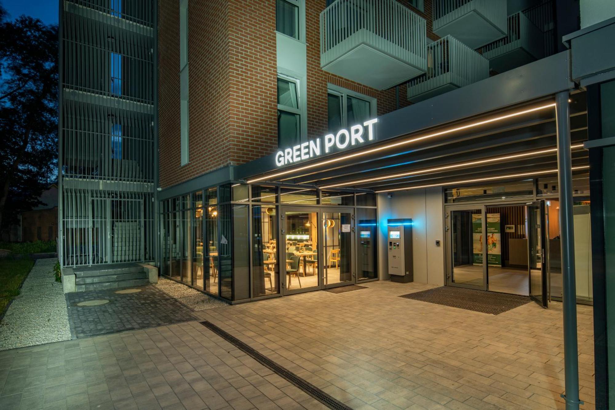 Apartament Port Admus For Rent *